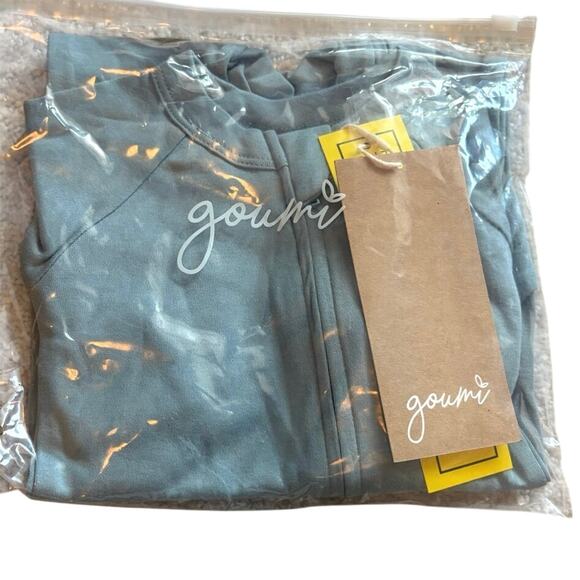 Goumikids Grow With You Footie- Snug Fit Poolside NWT 9-12 months - Picture 2 of 2